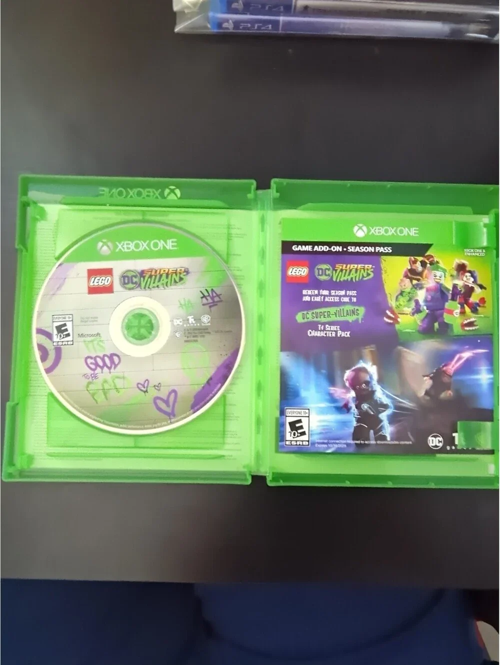 Warner Bros. LEGO DC Super-Villains Deluxe Edition (Xbox One) E10+ Multiplayer